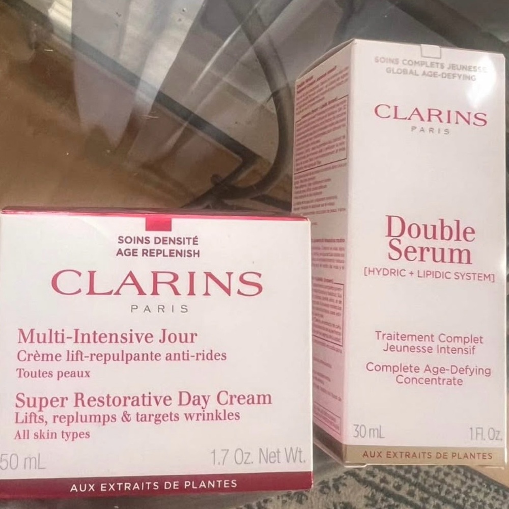 Clarins Super Restorative Day Cream and Double Serum Set